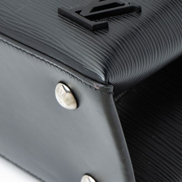 Louis Vuitton Epi Leather Kleber PM Tote - Picture 12 of 15